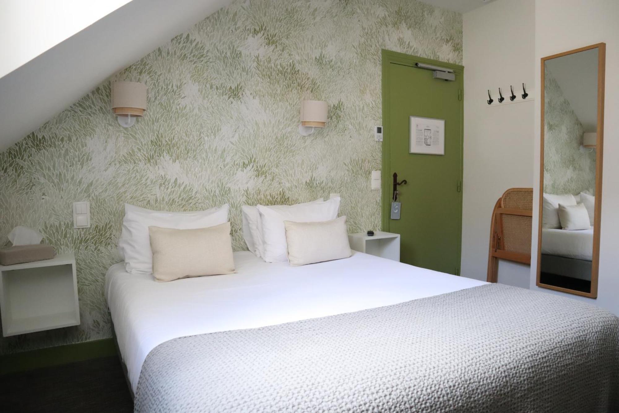 Hotel De Biencourt Azay-le-Rideau Bagian luar foto