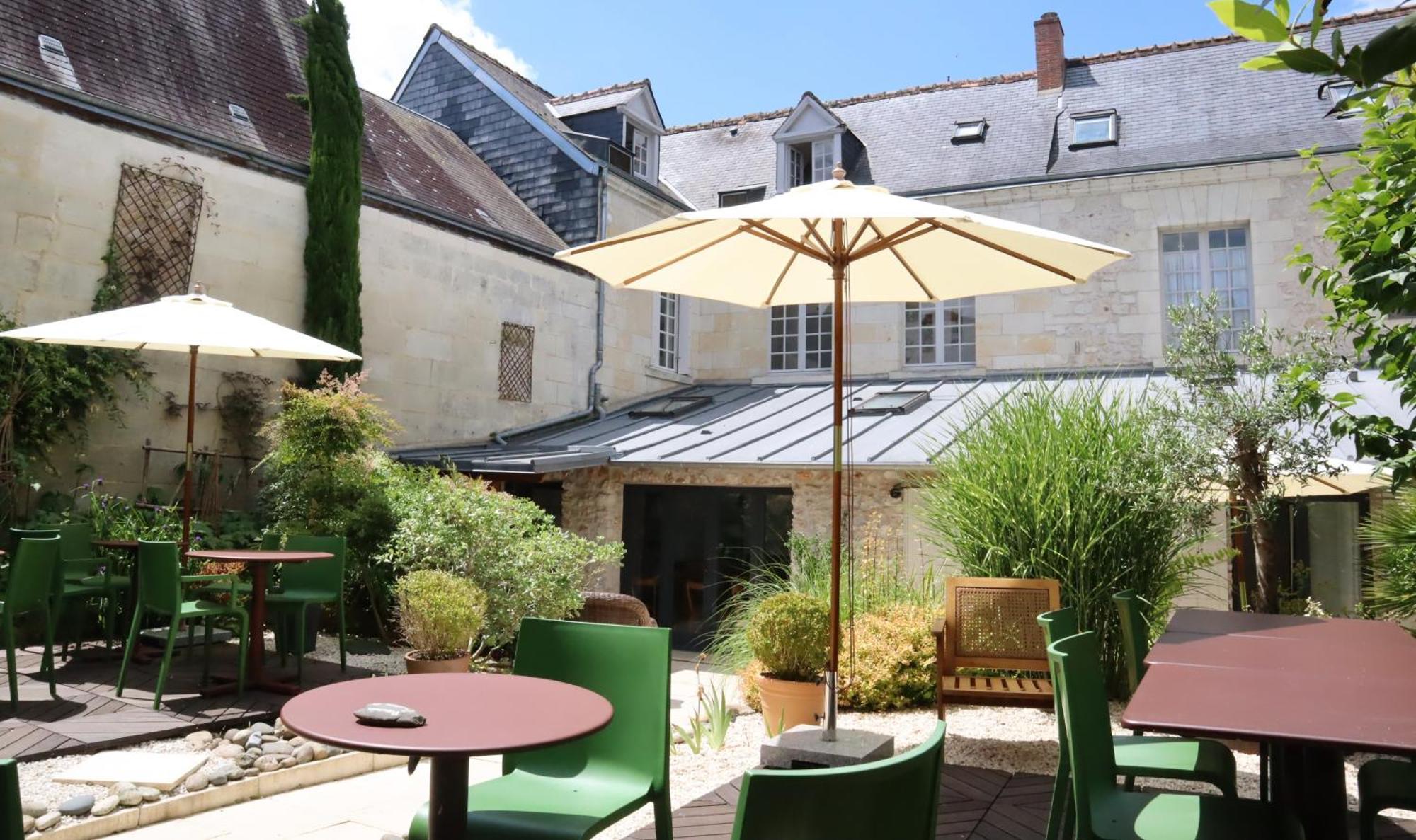 Hotel De Biencourt Azay-le-Rideau Bagian luar foto
