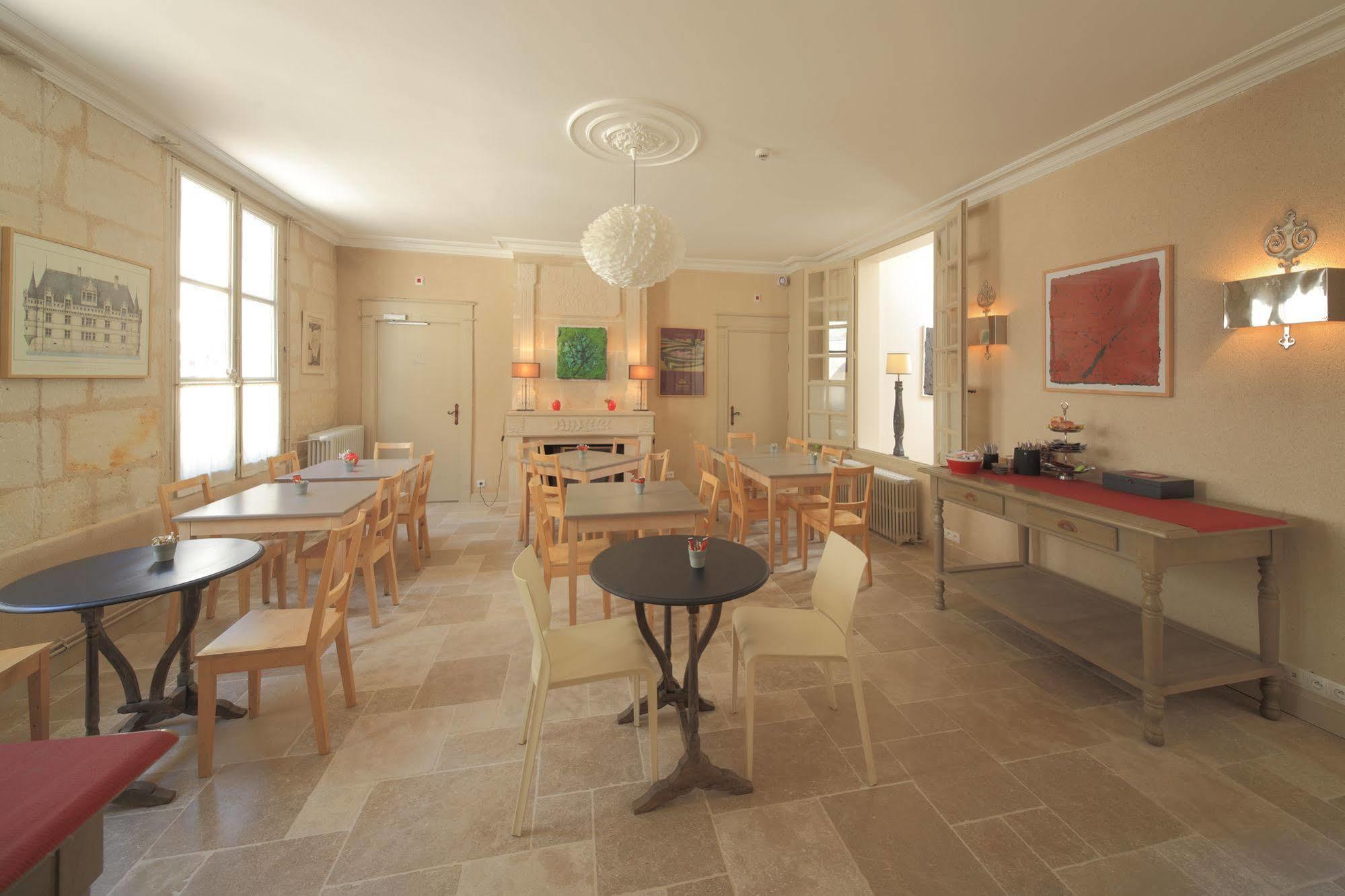 Hotel De Biencourt Azay-le-Rideau Bagian luar foto
