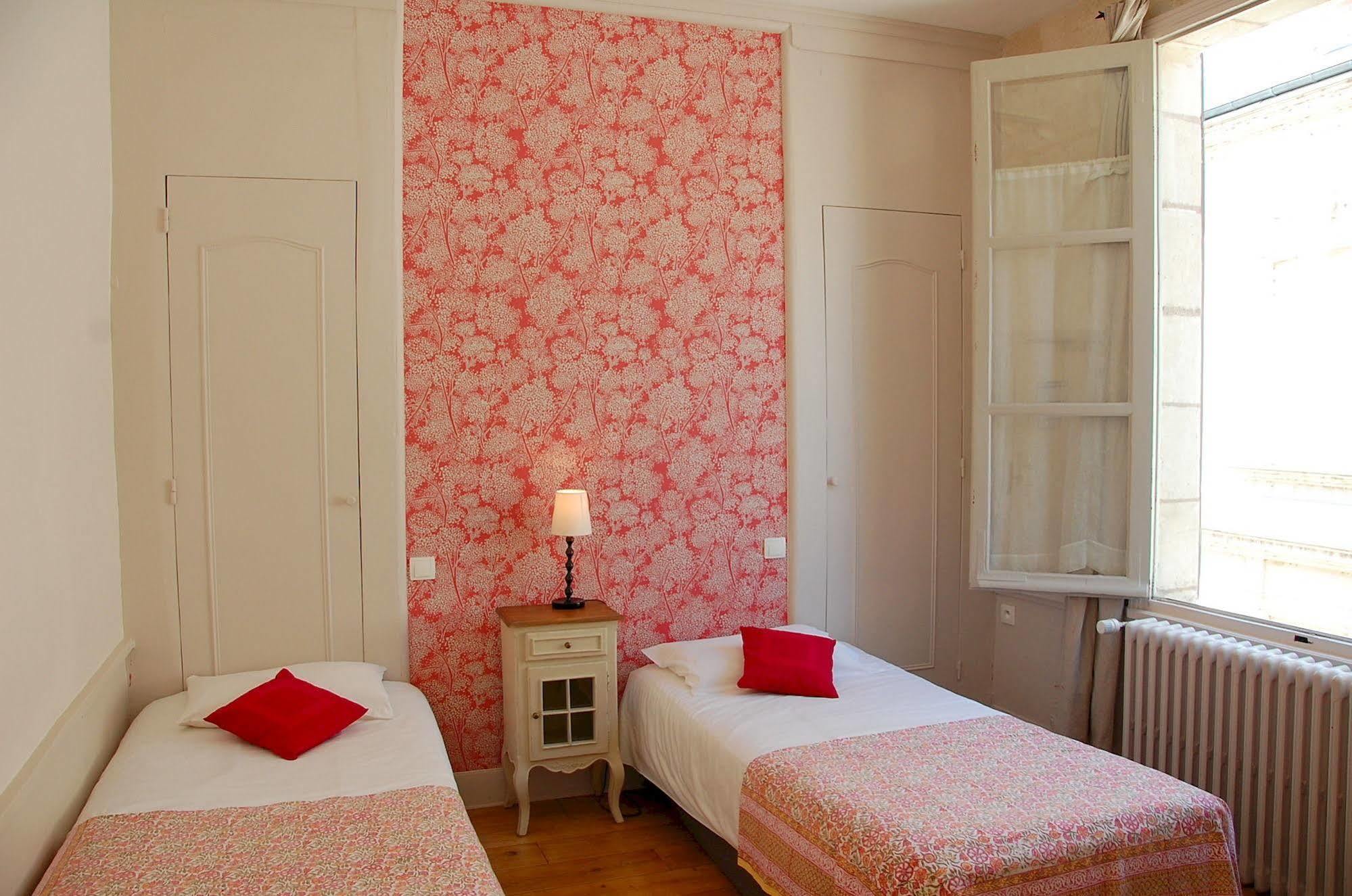 Hotel De Biencourt Azay-le-Rideau Bagian luar foto